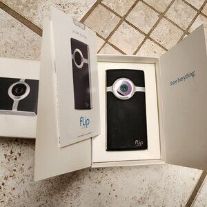 Flip UltraHD Video Camera - Black, 8 GB, 2 Hours (3rd Generation)